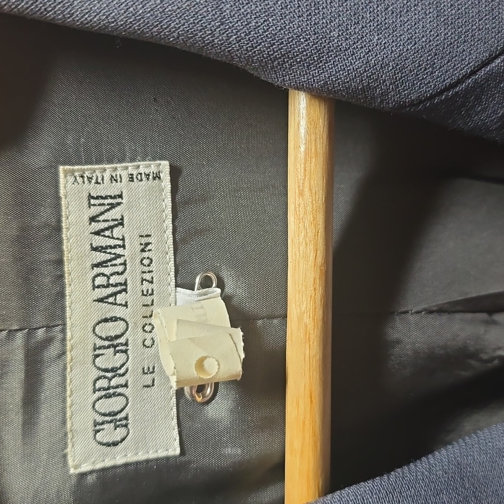 Giorgio Armani vintage womens Blue Blazer - Picture 2 of 2